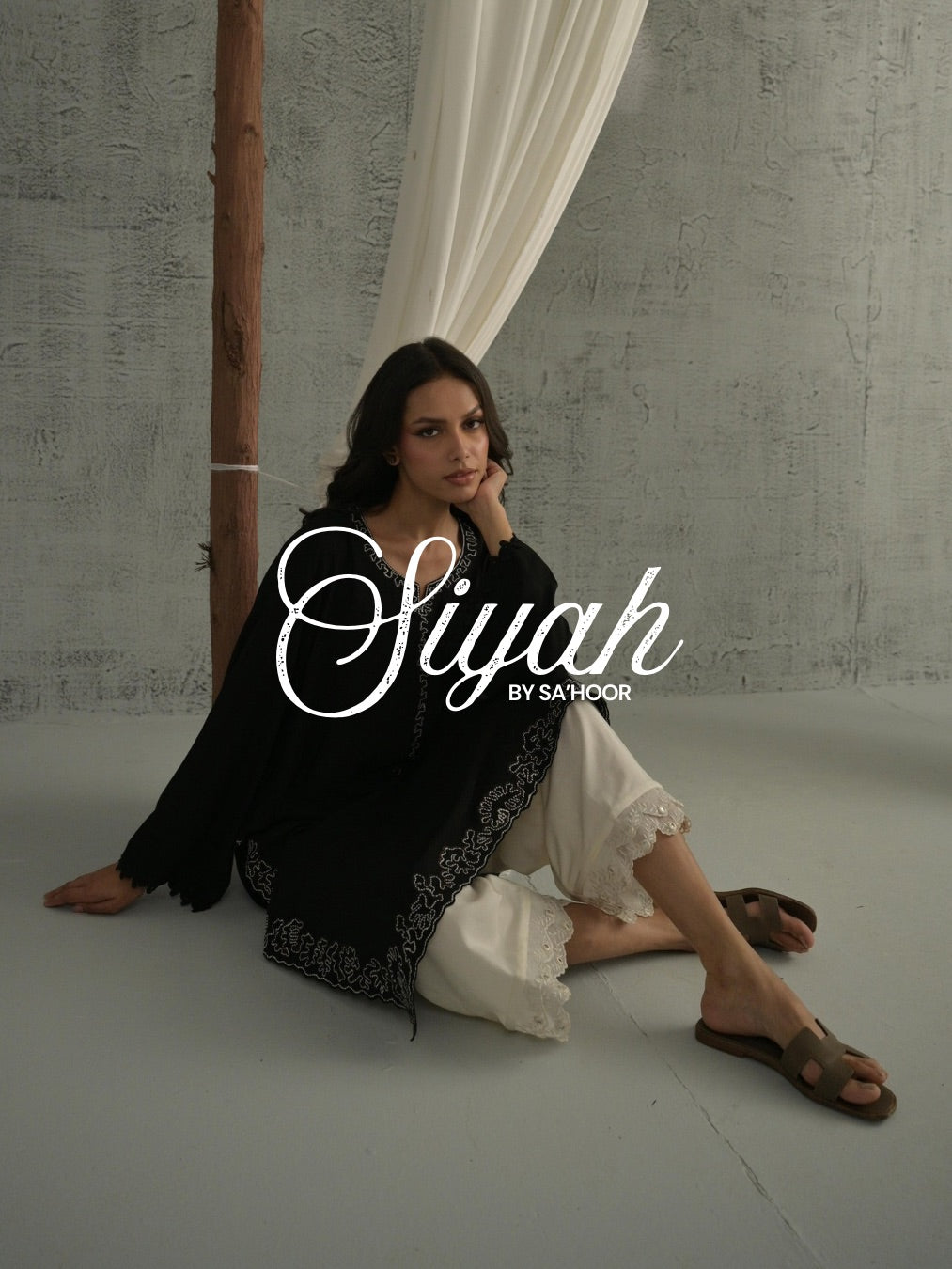 SIYAH